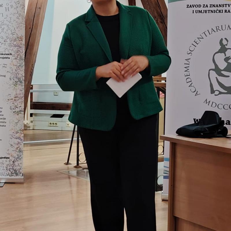 IZLOŽBA O MATI LOVRAKU I AUDIO ZBIRKA A. B. ŠIMIĆA PREDSTAVLJENI U BJELOVARSKOJ GIMNAZIJI