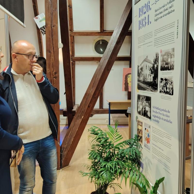 IZLOŽBA O MATI LOVRAKU I AUDIO ZBIRKA A. B. ŠIMIĆA PREDSTAVLJENI U BJELOVARSKOJ GIMNAZIJI